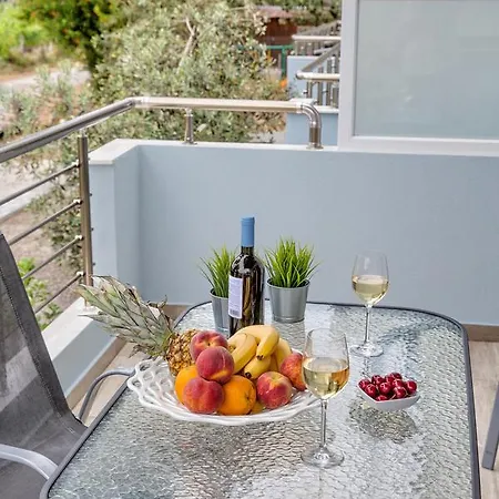 Isalos Appartement Néa Péramos