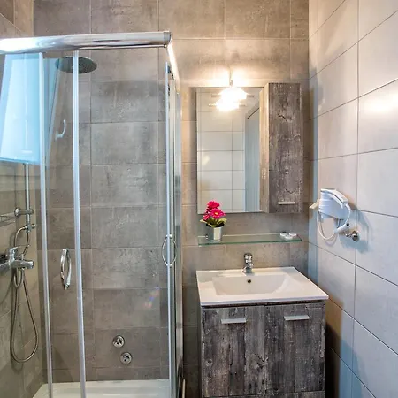 Apartment Isalos Nea Peramos (Macedonia)