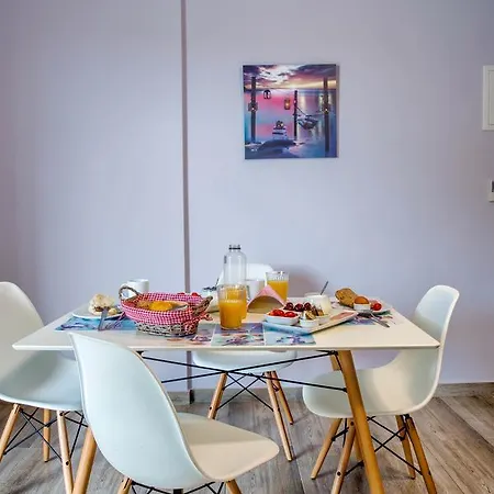 Apartment Isalos *