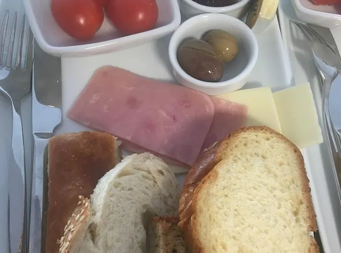 Isalos * Néa Péramos